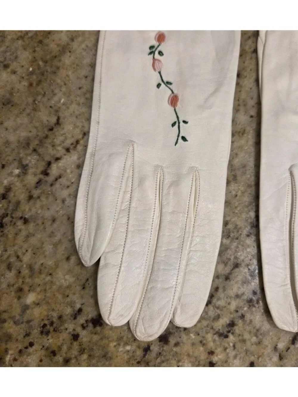 Vintage Womens Size S Off-White Soft Leather Formal Peach Flower Embroidered...